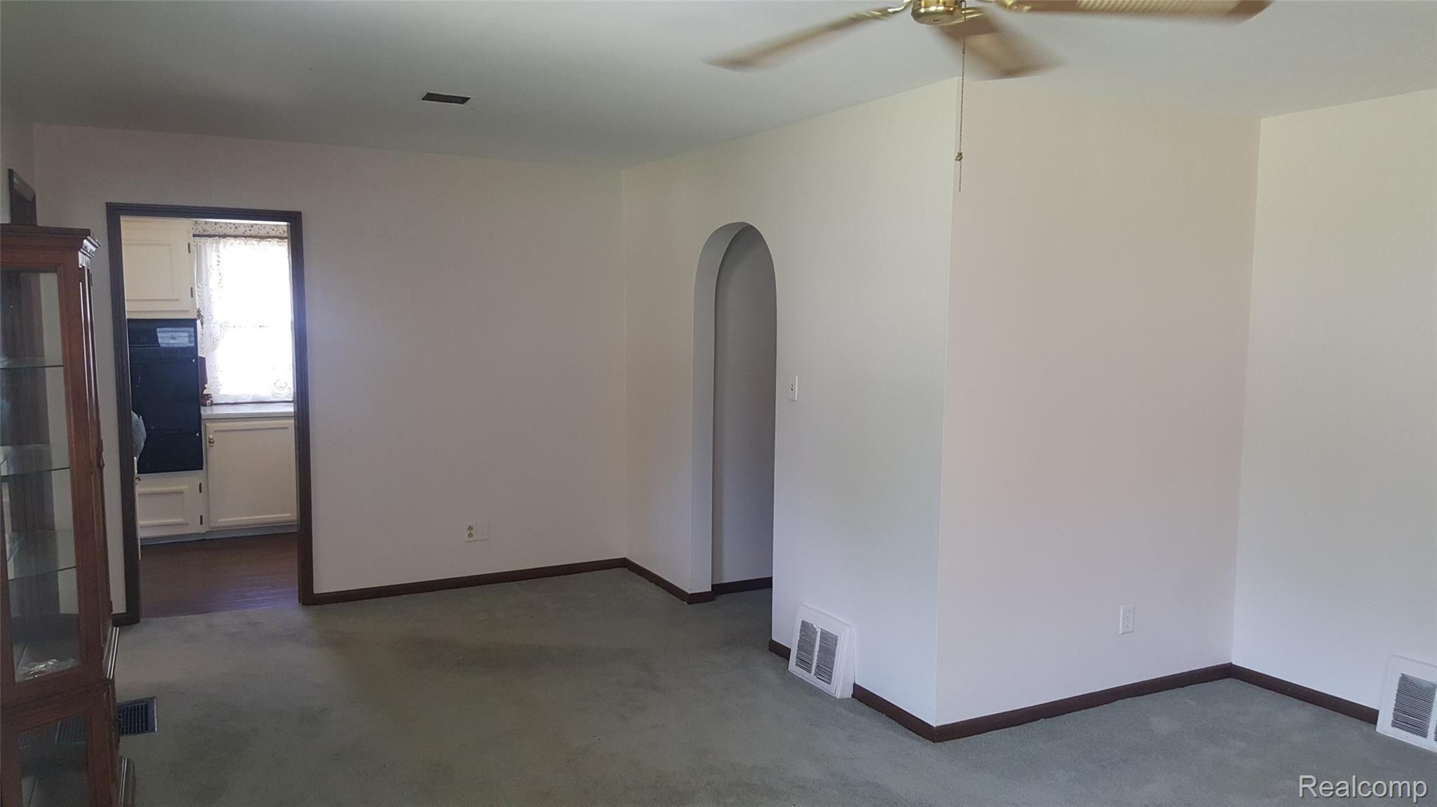 3519 Harding Road Jackson, MI 49203 - Photo 16 of 30 20210622_130512.jpg