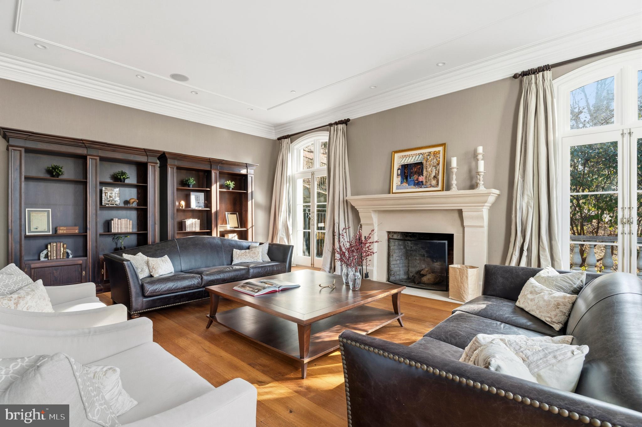 4869 Glenbrook Road Northwest Washington, DC 20016 - Photo 4 of 40 Gallery Image 4