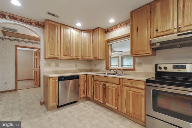 $349,900 | 2272 Forrest Avenue, Dover, DE 19904