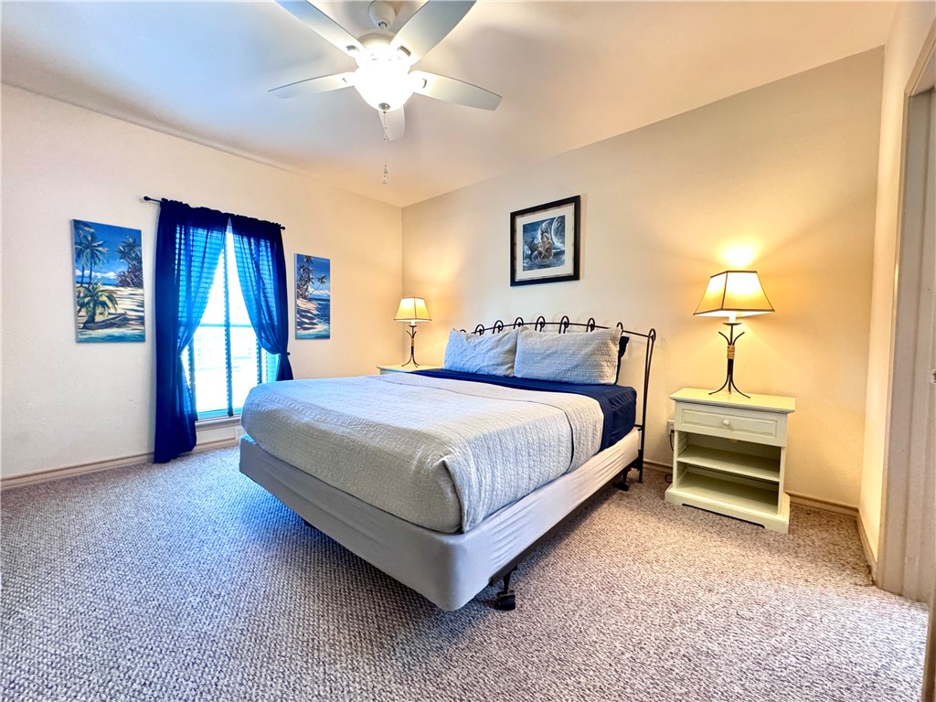 14427 Compass Street, Unit B11 Corpus Christi, TX 78418 - Photo 13 of 32