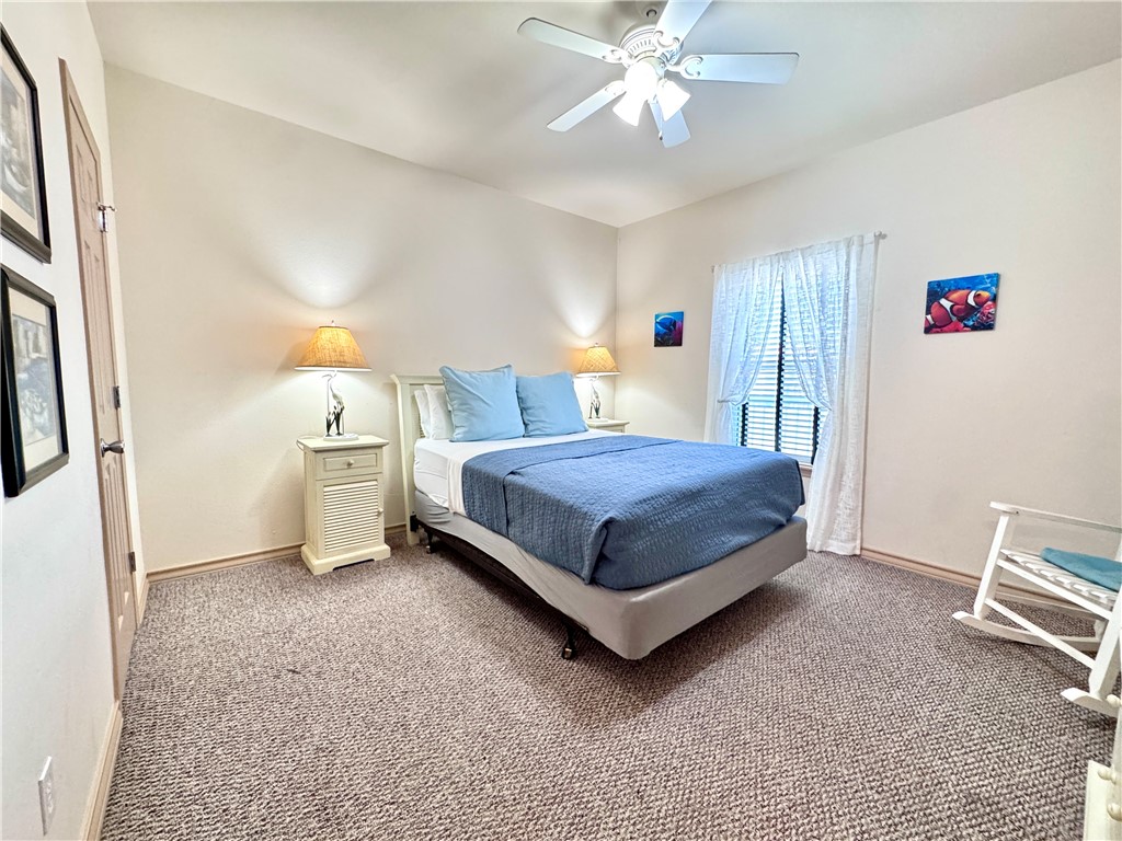 14427 Compass Street, Unit B11 Corpus Christi, TX 78418 - Photo 15 of 32