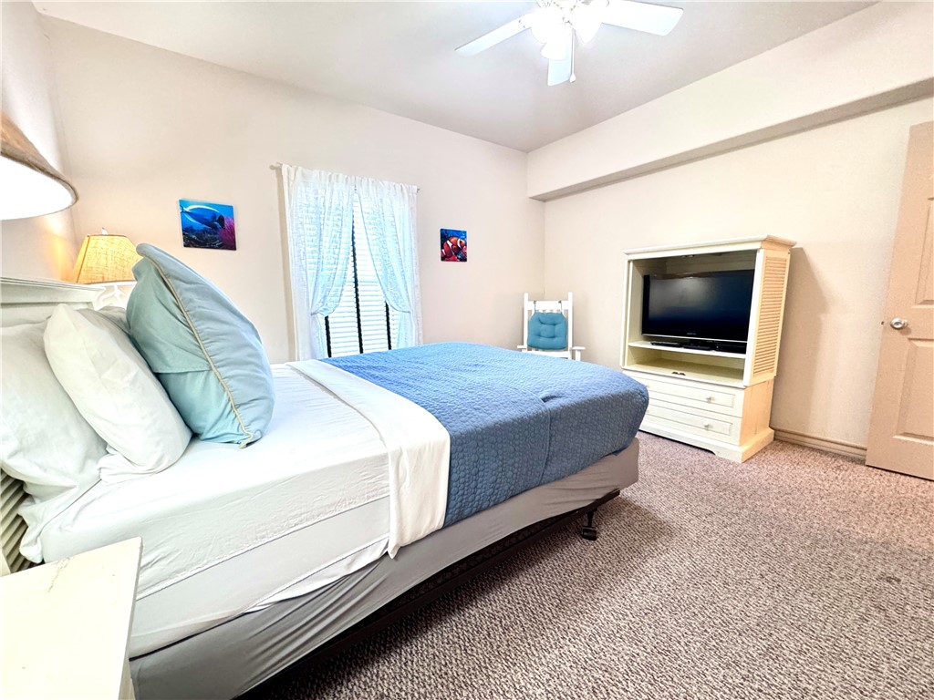 14427 Compass Street, Unit B11 Corpus Christi, TX 78418 - Photo 16 of 32