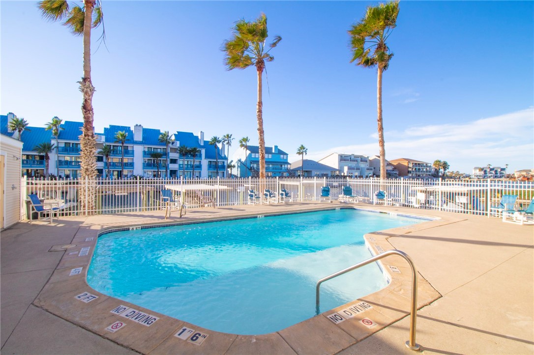 14427 Compass Street, Unit B11 Corpus Christi, TX 78418 - Photo 28 of 32