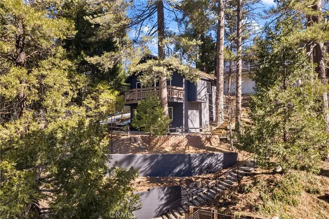 $520,000 | 26287 Lake Forest Drive, Twin Peaks, CA 92391