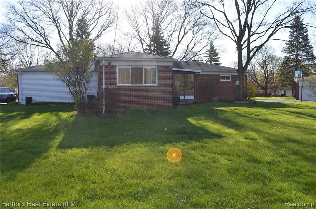 28385 Farmington Road Farmington Hills, MI 48334 - Photo 14 of 15