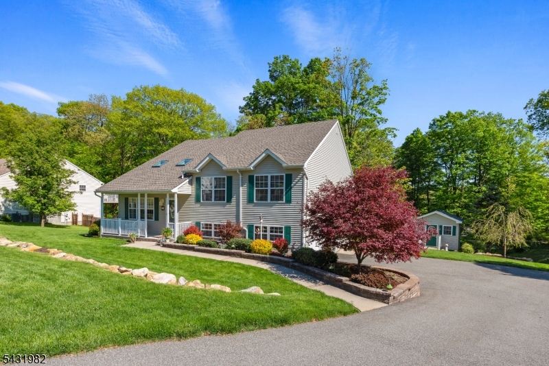 21 Towpath Lane Stanhope, NJ 07874 - Photo 2 of 37