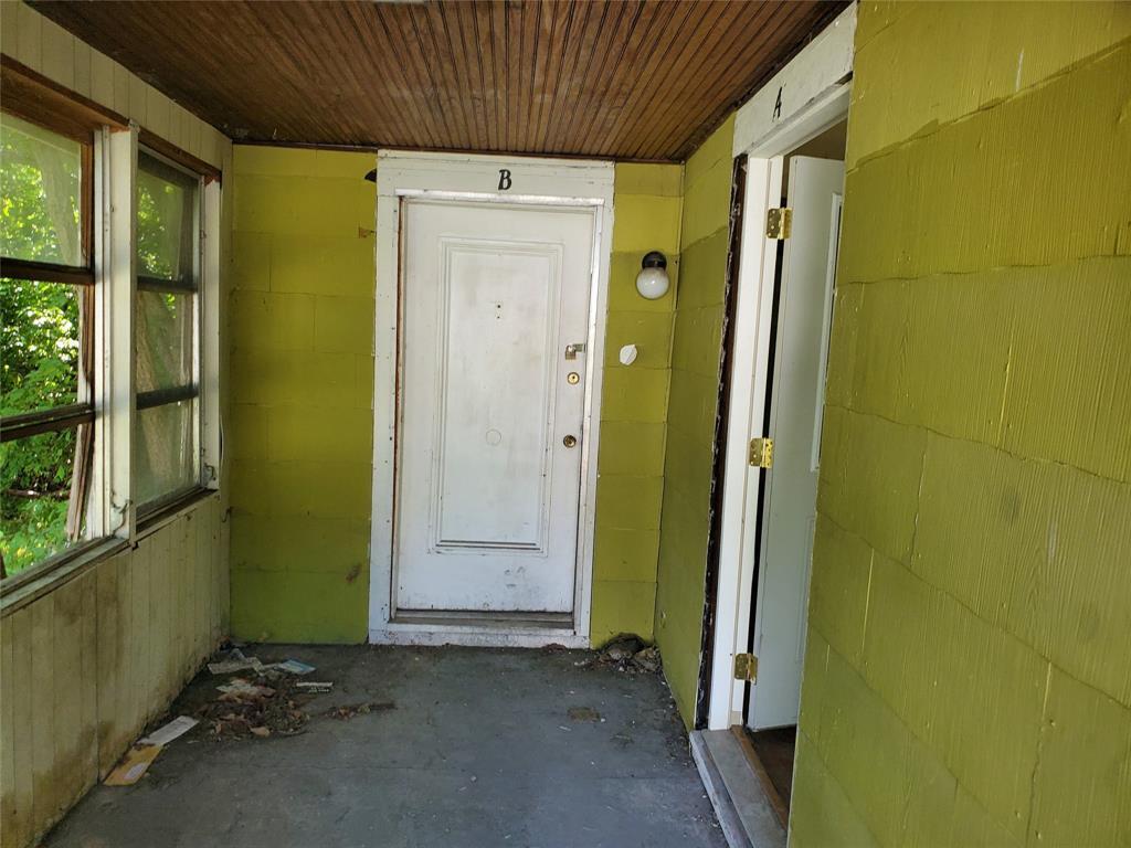 519 Ruddle Avenue Anderson, IN 46012 - Photo 8 of 23 Gallery Image 8