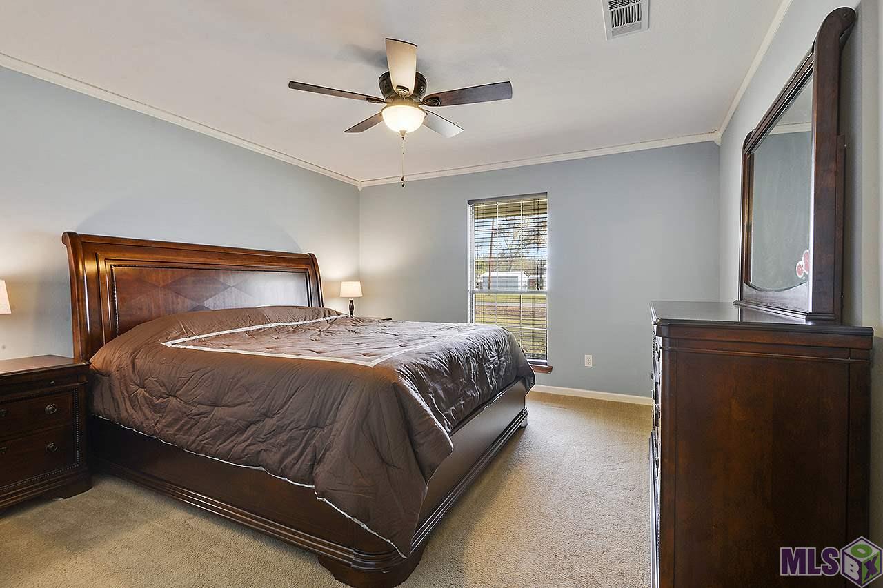 14099 Ceazer Road Gonzales, LA 70737 - Photo 6 of 11 Gallery Image 6