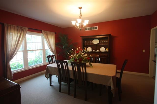 22169 Spring Creek Road Washington, IL 61571 - Photo 2 of 15 Gallery Image 2