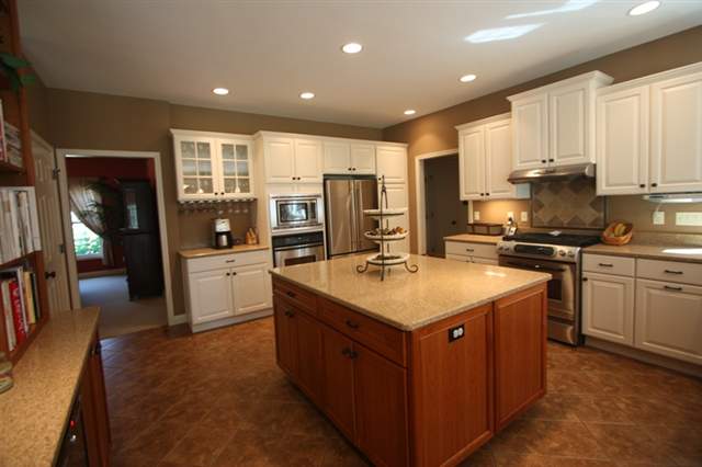 22169 Spring Creek Road Washington, IL 61571 - Photo 8 of 15 Gallery Image 8