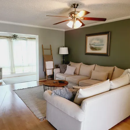 $2,350 | 23 Colonial Club Drive, Unit 200, Boynton Beach, FL 33435