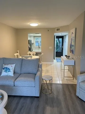 $2,900 | 1001 Benjamin Franklin Drive, Unit 212, Sarasota, FL 34236