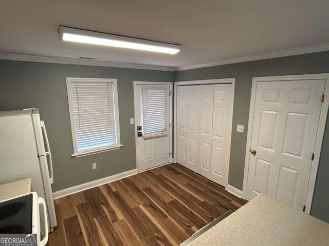 $1,700 | 240 Cleveland Road, Unit 105, Bogart, GA 30622