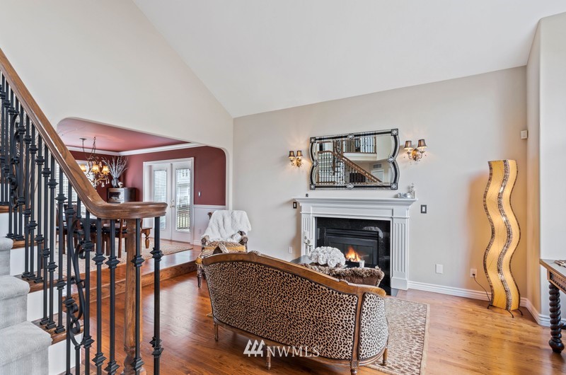 15501 Waynita Way Northeast Bothell, WA 98011 - Photo 2 of 33 Gallery Image 2