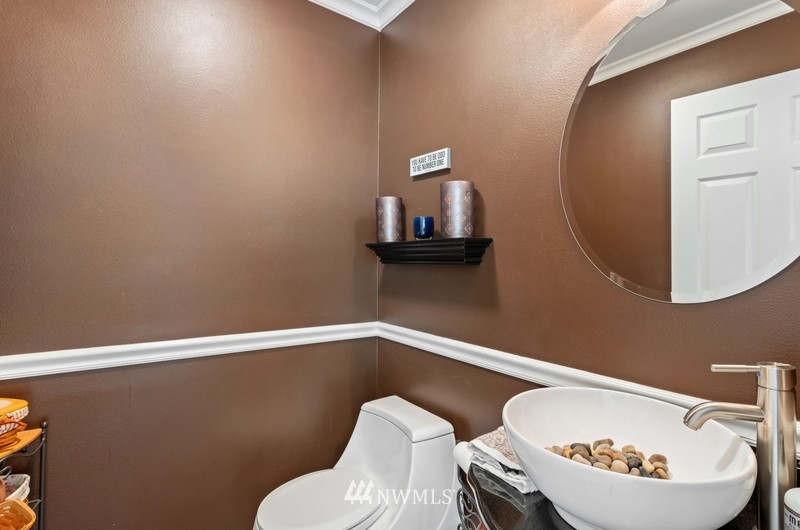 15501 Waynita Way Northeast Bothell, WA 98011 - Photo 13 of 33 Gallery Image 13