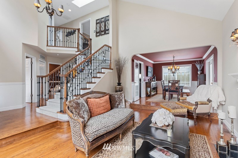 15501 Waynita Way Northeast Bothell, WA 98011 - Photo 3 of 33 Gallery Image 3