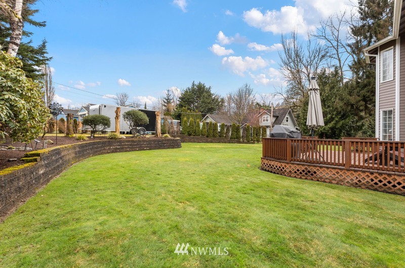 15501 Waynita Way Northeast Bothell, WA 98011 - Photo 22 of 33 Gallery Image 22