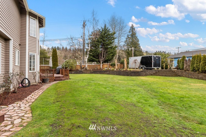 15501 Waynita Way Northeast Bothell, WA 98011 - Photo 23 of 33 Gallery Image 23