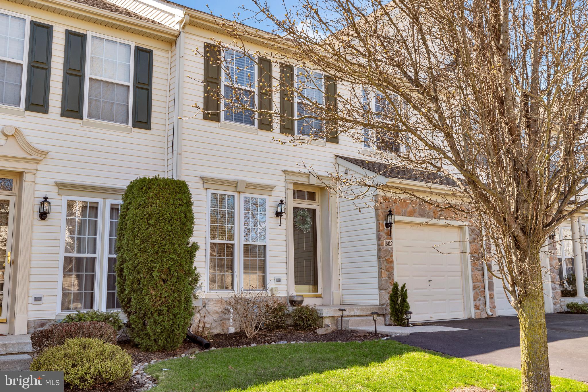 1802 Adams Way Jamison, PA 18929 - Photo 2 of 34