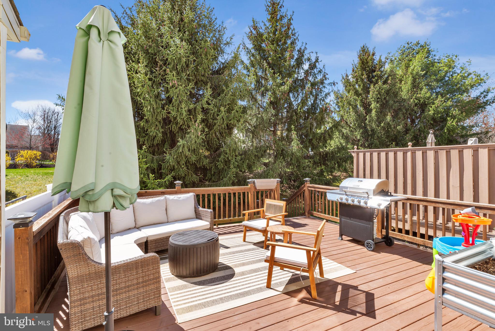 1802 Adams Way Jamison, PA 18929 - Photo 30 of 34 Private Backyard!