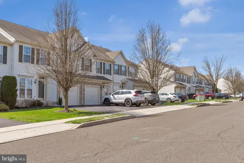 $549,900 | 1802 Adams Way, Jamison, PA 18929