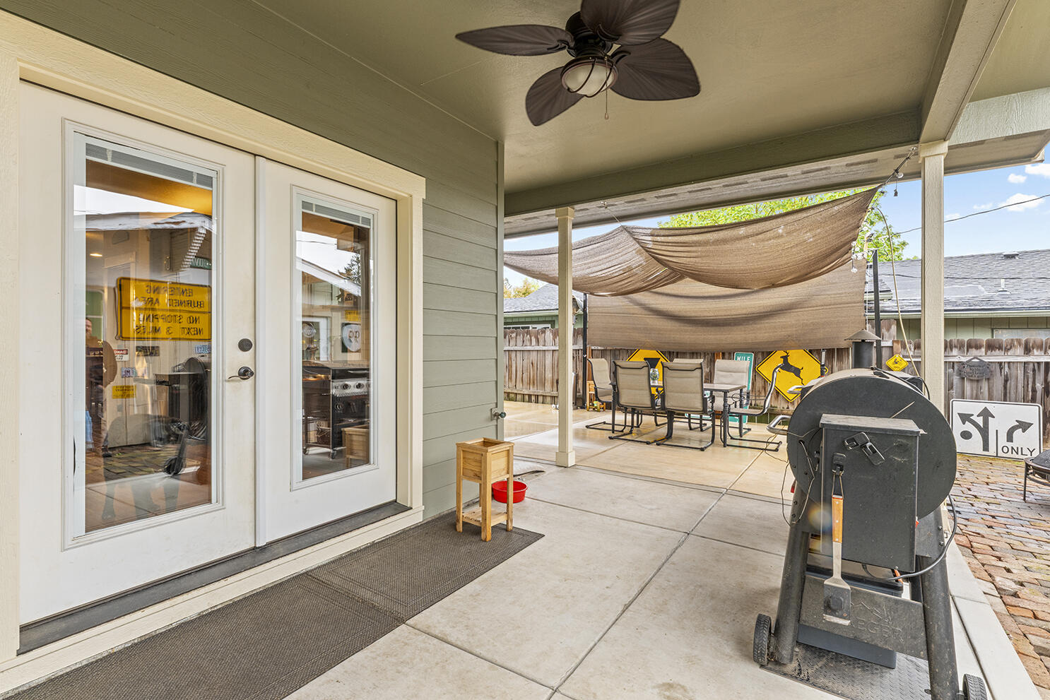 625 Cherry Street Central Point, OR 97502 - Photo 27 of 33 27