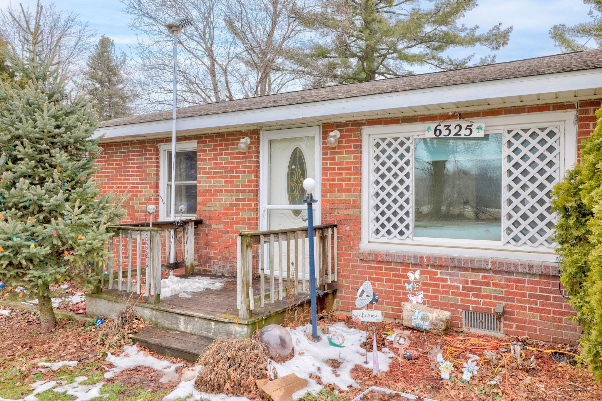 6325 Becker Road Saginaw, MI 48601 - Photo 4 of 47 50098435-3.JPG