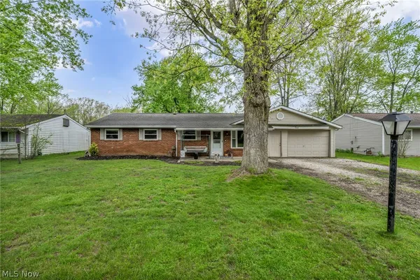 $216,500 | 3665 Elmhurst Court, Kent, OH 44240
