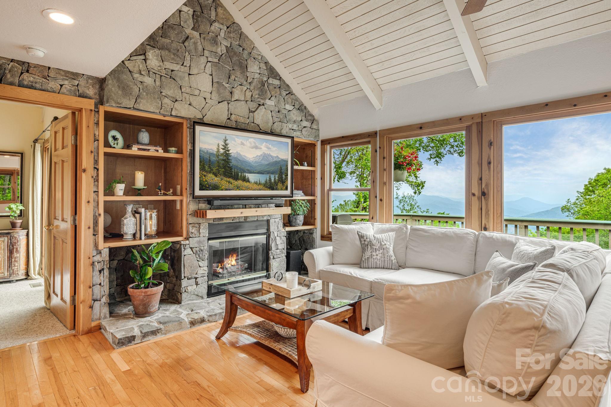 61 Ivy Ridge Road Burnsville, NC 28714 - Photo 4 of 32