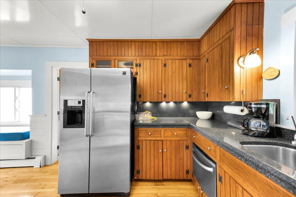 86 Water Street Castine, ME 04421 - Photo 23 of 65 18-86 Water St. (14 of 64)