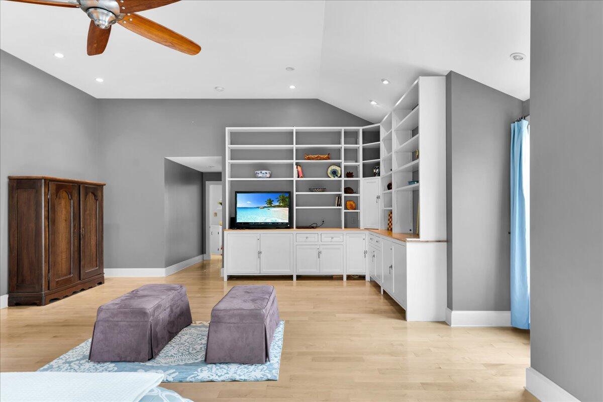 86 Water Street Castine, ME 04421 - Photo 45 of 65 33-86 Water St. (31 of 64)