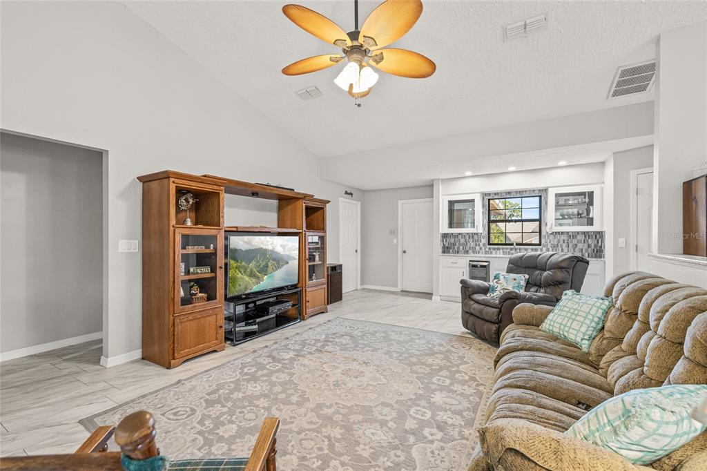 1285 Henry Avenue Spring Hill, FL 34608 - Photo 16 of 43 Gallery Image 16