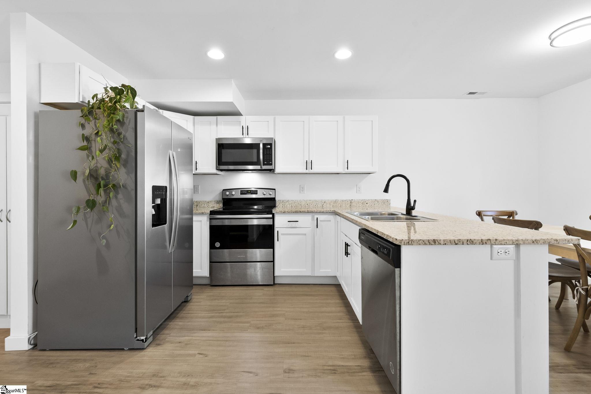 433 Burns Road Spartanburg, SC 29307 - Photo 11 of 32