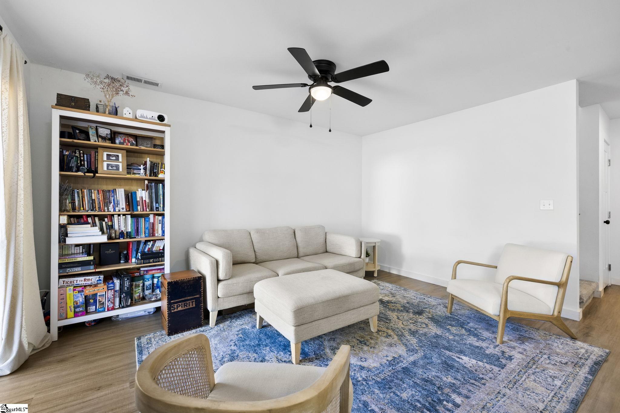 433 Burns Road Spartanburg, SC 29307 - Photo 8 of 32