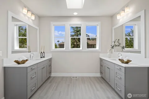 $2,298,000 | 17269 Northeast 121st Place, Redmond, WA 98052
