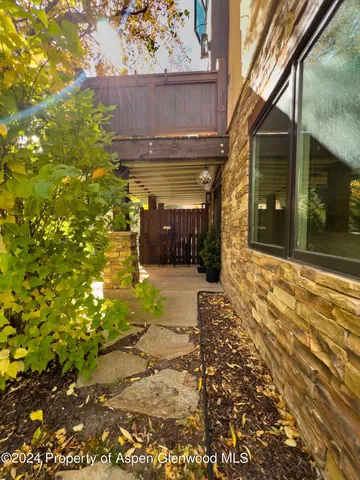 a view of a pathway of a building