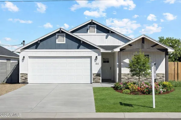 $2,400 | 55 North Santa Barbara, Mesa, AZ 85201