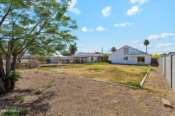 $2,400 | 55 North Santa Barbara, Mesa, AZ 85201