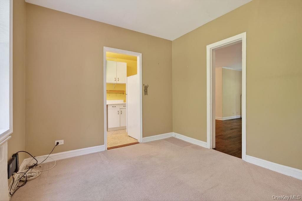 74 Pinewood Road, Unit 1F Hartsdale, NY 10530 - Photo 10 of 22 Extra space to use how you like!