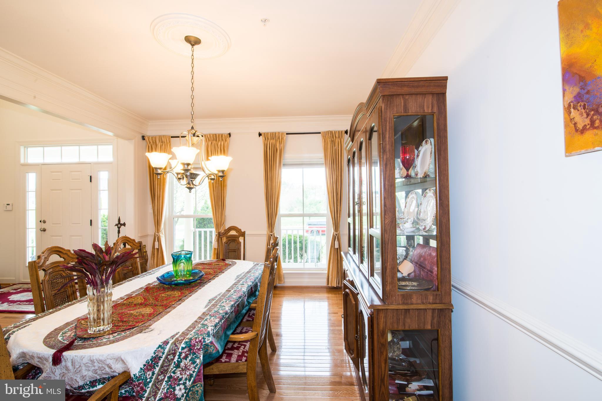 21714 Rolling Ridge Lane Laytonsville, MD 20882 - Photo 14 of 93 Dining Room