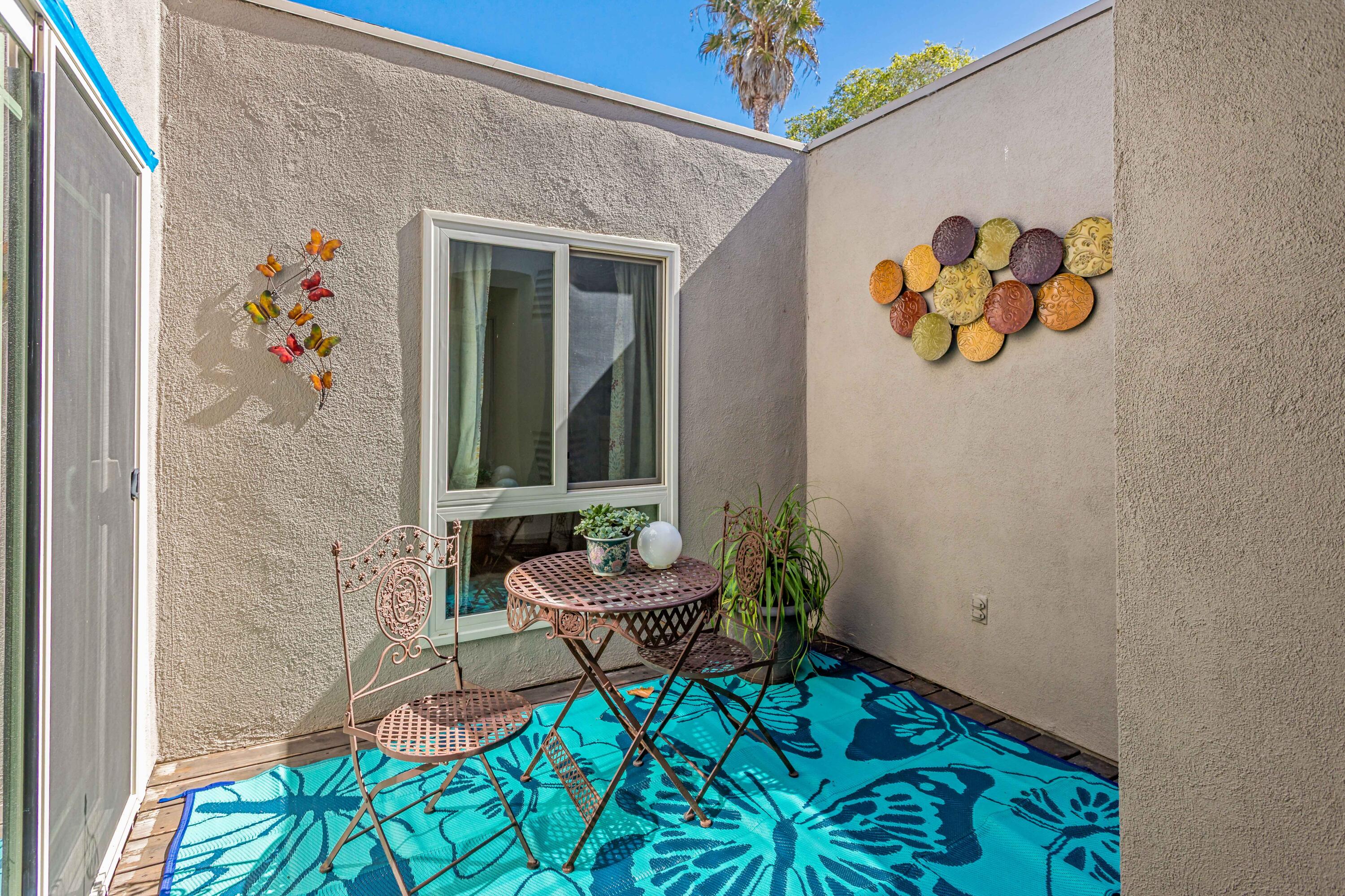 7295 Georgetown Road Goleta, CA 93117 - Photo 7 of 25 Atrium