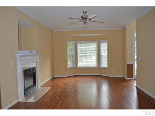 1445 Shady Rise Glen Raleigh, NC 27603 - Photo 4 of 13 Gallery Image 4