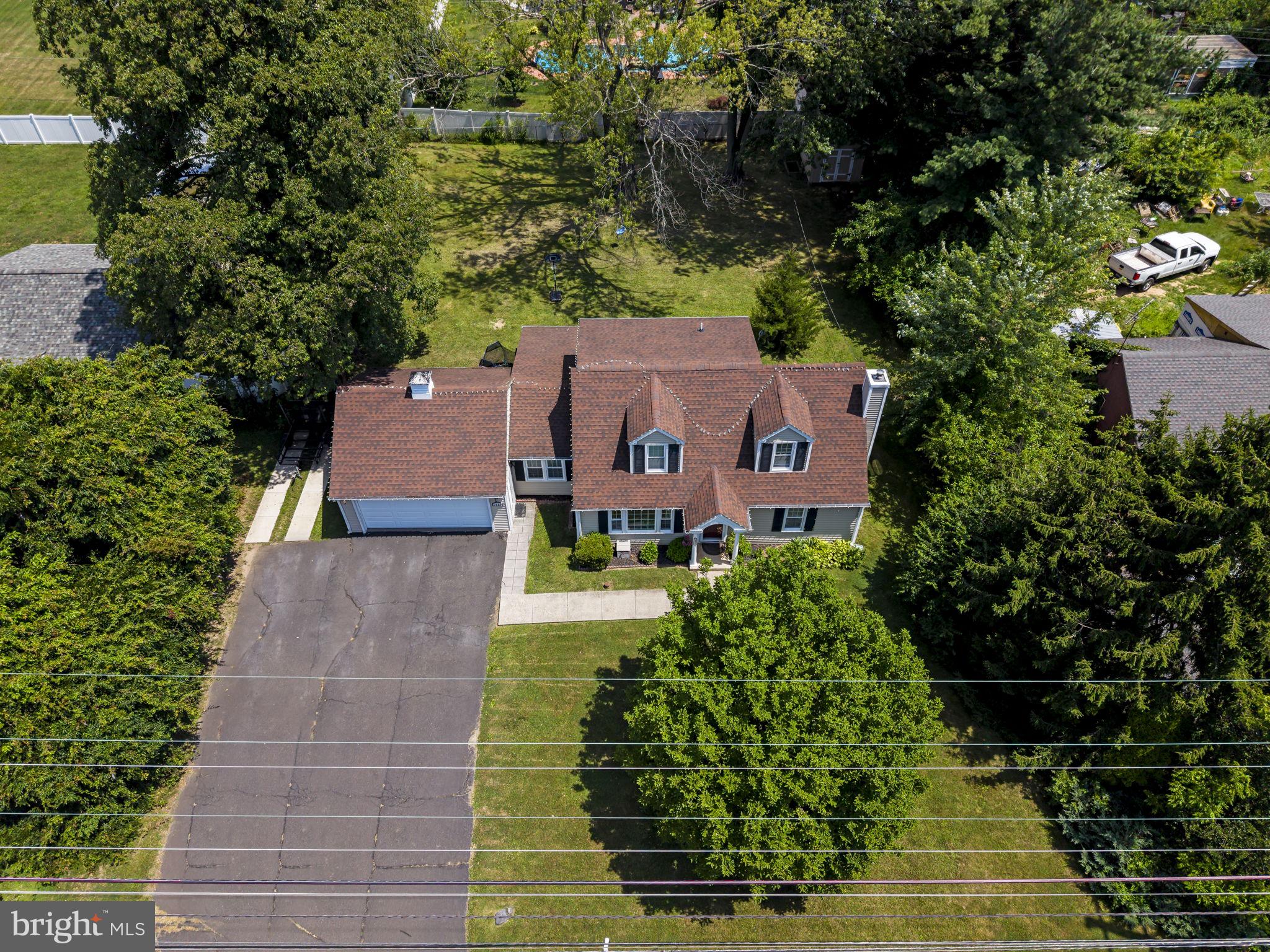 1329 West County Line Road Warminster, PA 18974 - Photo 8 of 46