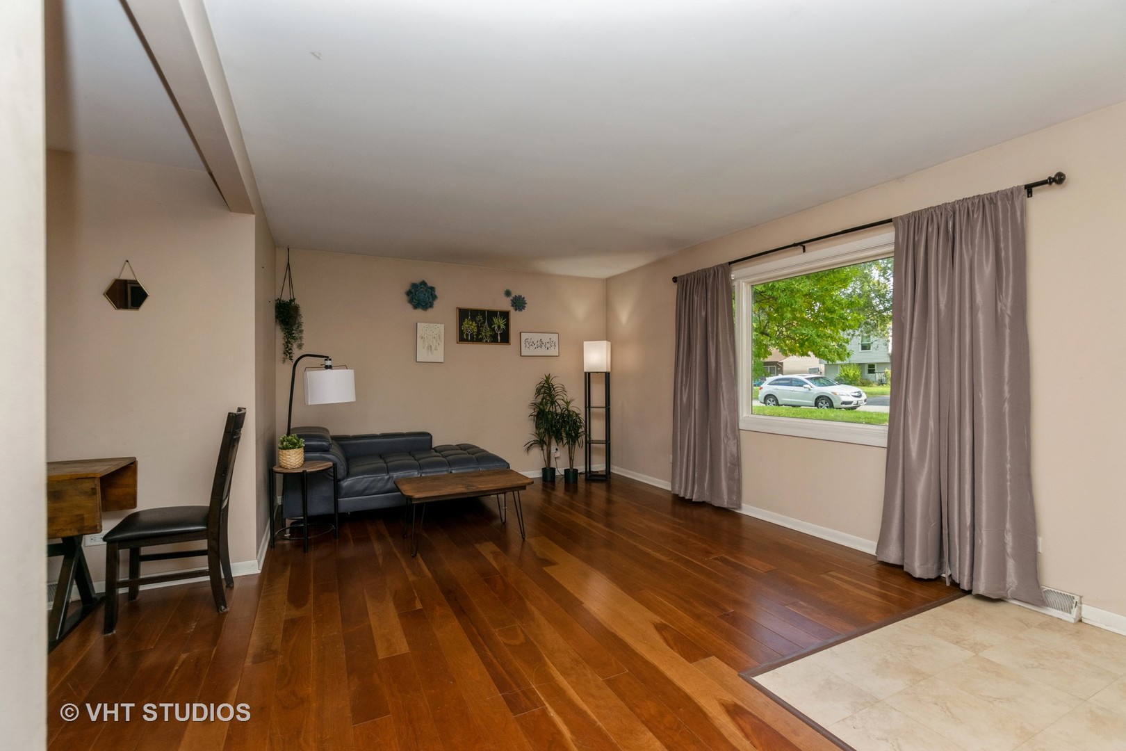 317 Stuart Road Lockport, IL 60441 - Photo 4 of 16 a living room with furniture and a wooden floor