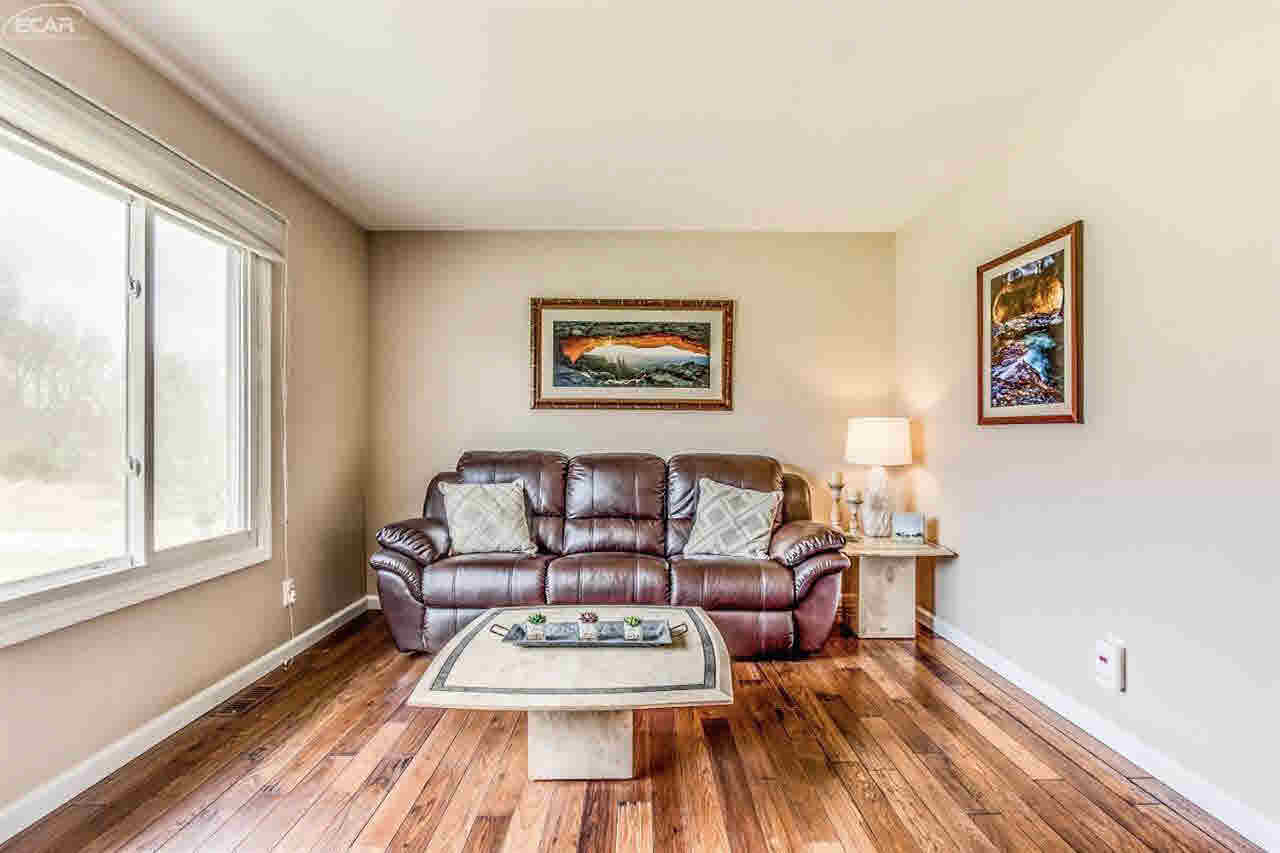 1400 Bone Road Fenton, MI 48430 - Photo 11 of 40 21277362-10.JPG