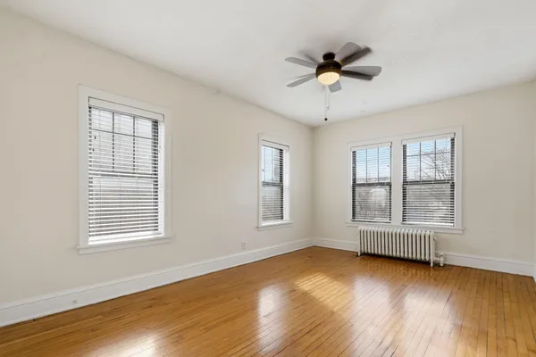 $995 | 220 East 19th Street, Unit 201, Minneapolis, MN 55403