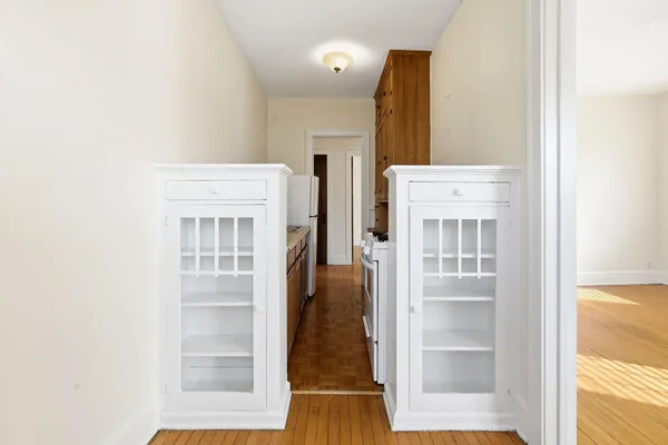 $995 | 220 East 19th Street, Unit 201, Minneapolis, MN 55403