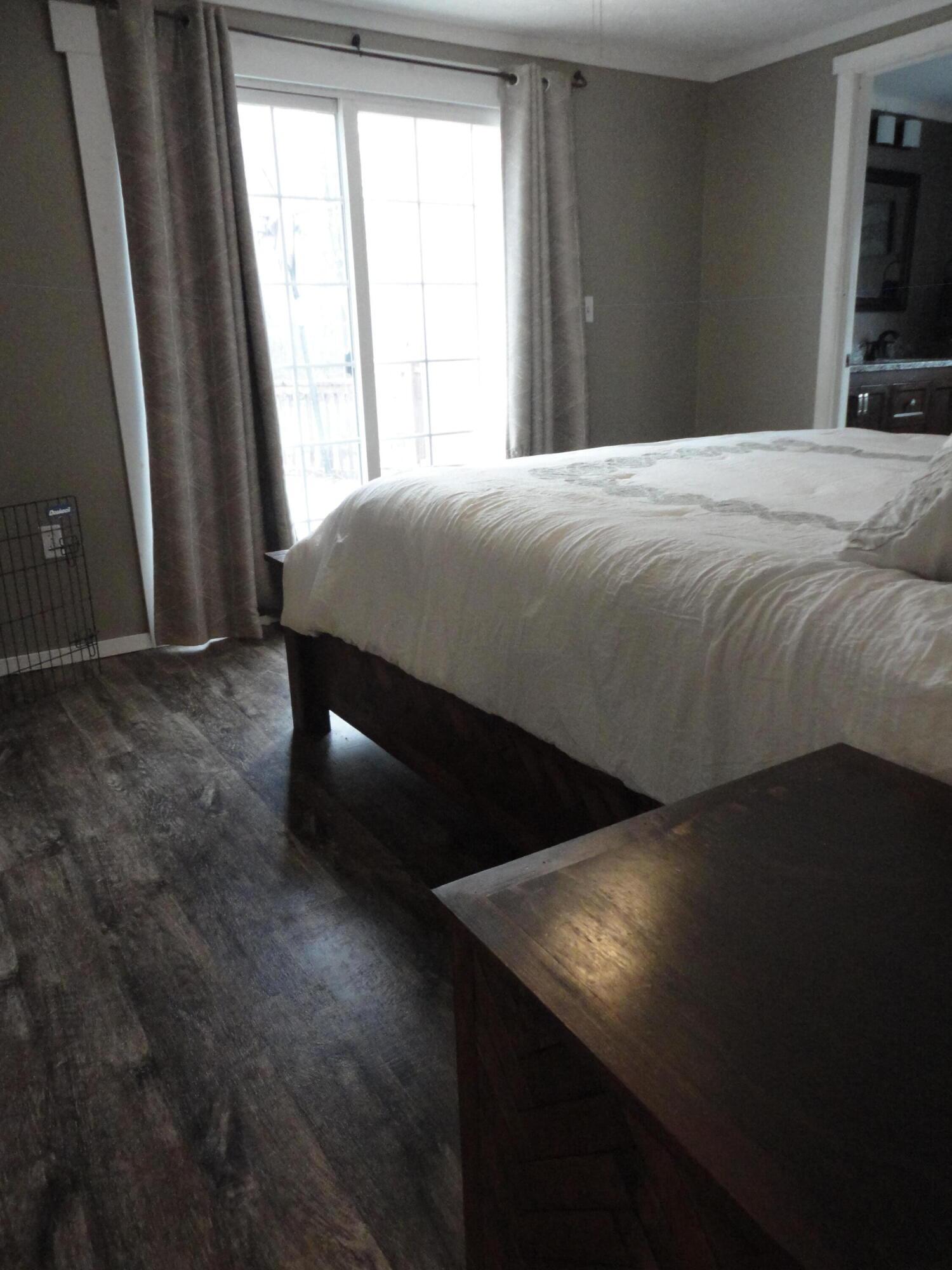 1550 Frame Road Zanesville, OH 43701 - Photo 12 of 27 master bedroom
