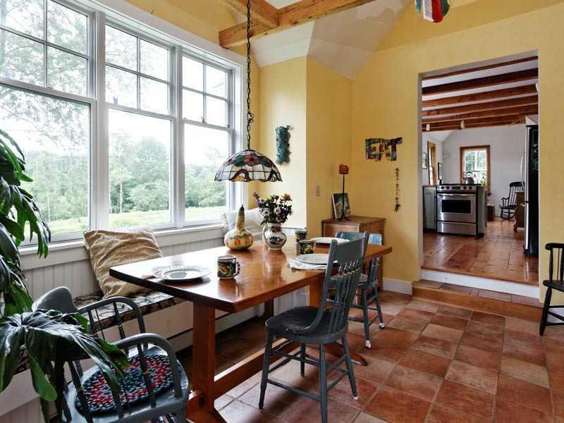 144 Middle Road Edgecomb, ME 04556 - Photo 5 of 17 Dining Room.