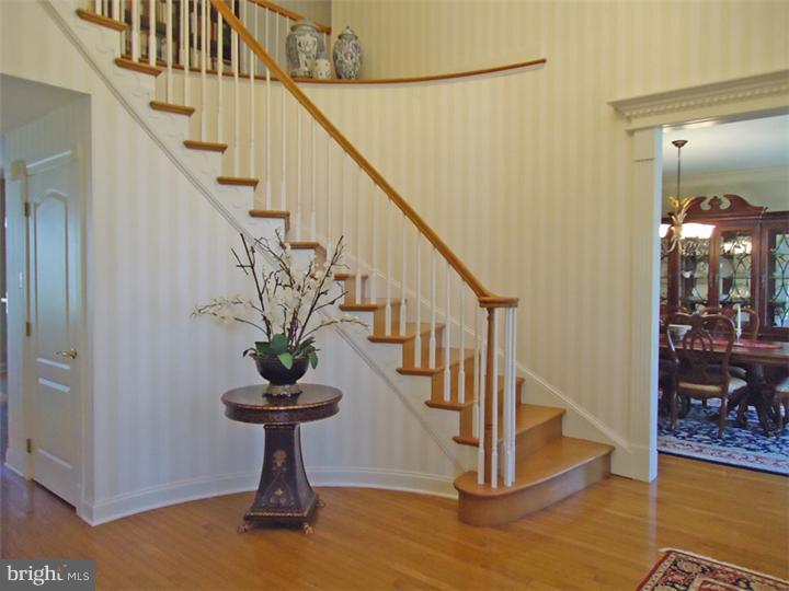 45 Diamond Rock Road Phoenixville, PA 19460 - Photo 2 of 25 Foyer